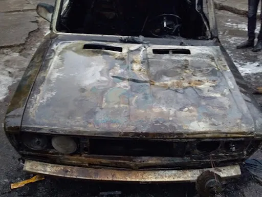 В Добрушском районе мужчина из ревности поджег чужой автомобиль